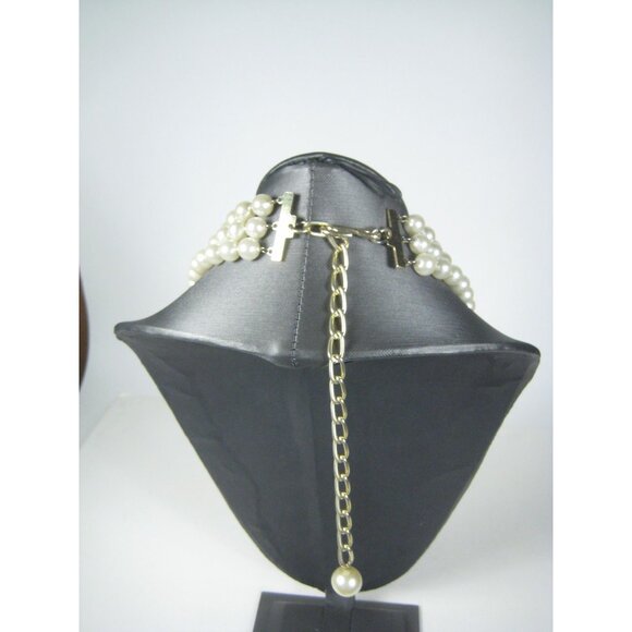 Vintage 1990 Triple Strand Faux Pearl Necklace Gold Tone Chain Adjustable Hong K - Picture 8 of 9